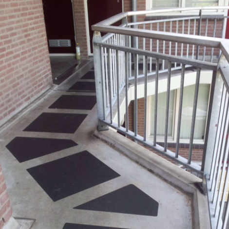 Plaques antidérapantes