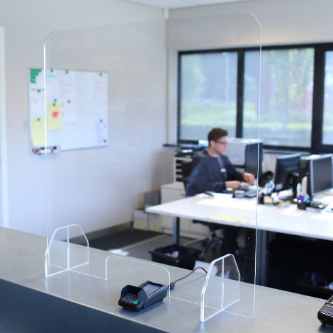 Panneaux Covid en plexi